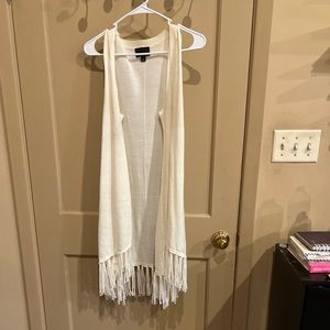 Lumiere Off White Fringe Knit Vest